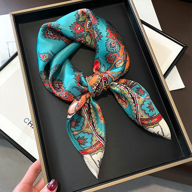 100% Real Silk Square Scarf Wo - огляд і ціна Ascot Neck Scarf